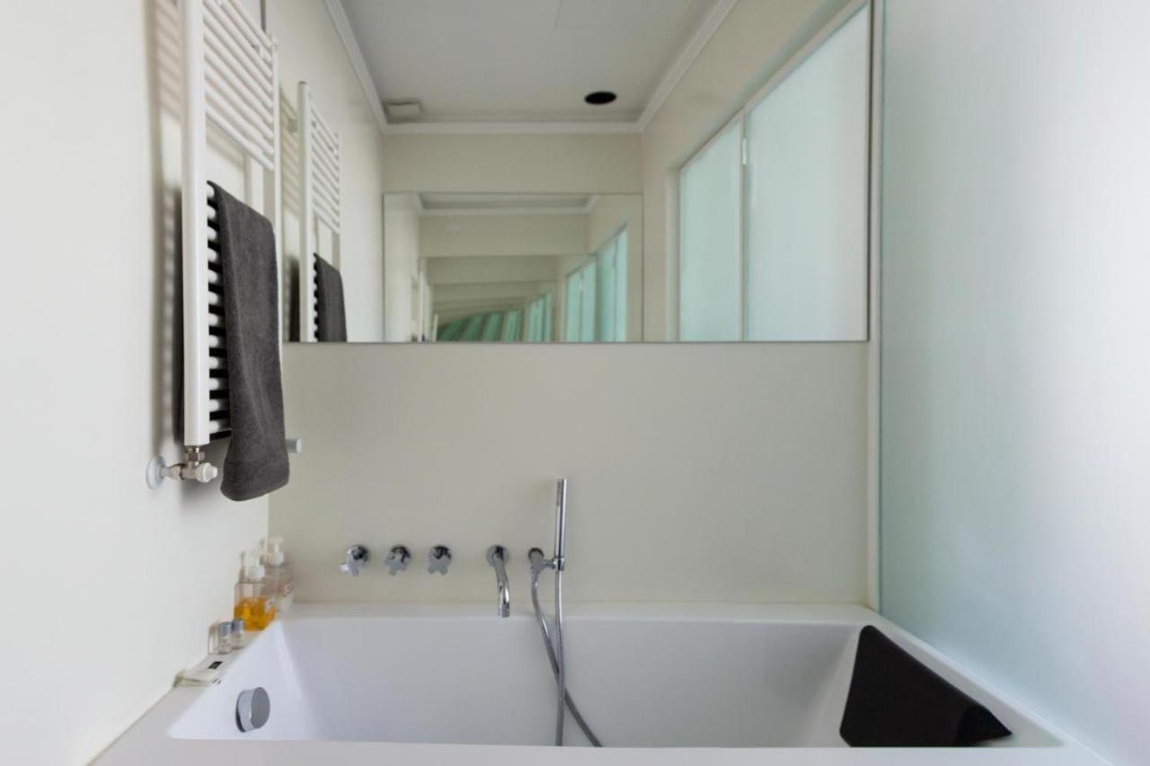 2 Bagni E - House Of Art Center Milán