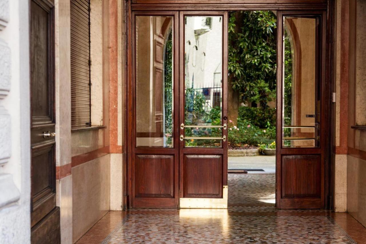 2 Bagni E - House Of Art Center Apartamento Milán